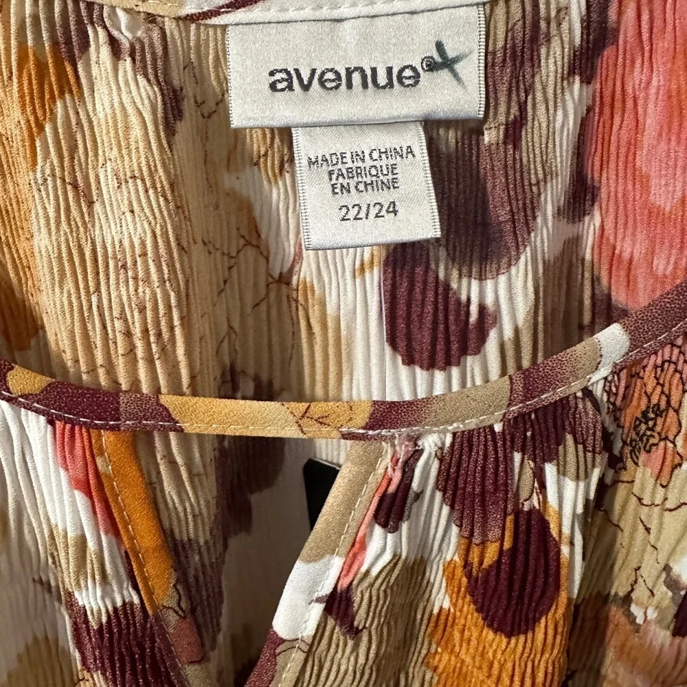 Avenue NWT 22/24 Catalina Floral Shirt - Picture 5 of 5
